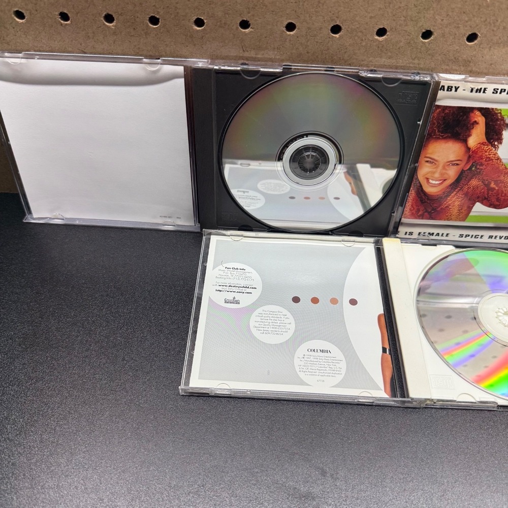 Lot of 3 Popular Vintage Girl‎ Group CD Albums - Picture 6 of 8